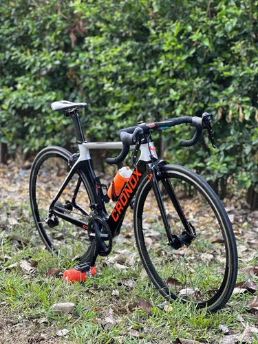 Cronox Talla M 11 Velocidades Marco En Carbono Rines En Alum