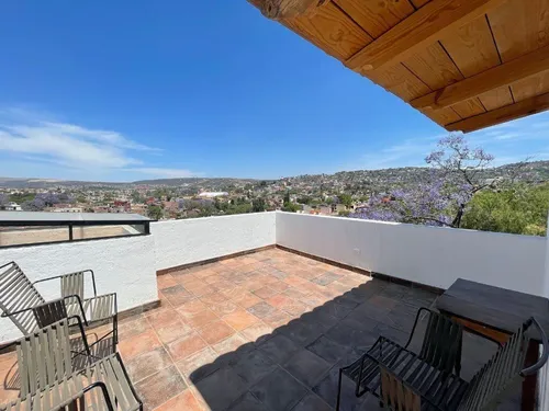 Casa En Venta Cerca Del Centro Del San Miguel De Allende Jardín Y Terraza