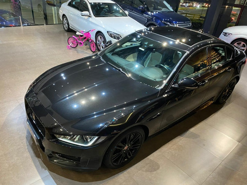Jaguar Xe R-sport 2018