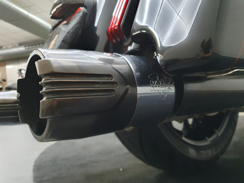 Harley-davidson Cvo Road Glide C/ Escape Vance&hines!!