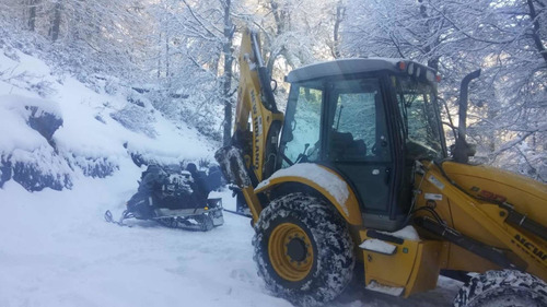 New Holland 4x4 B90b