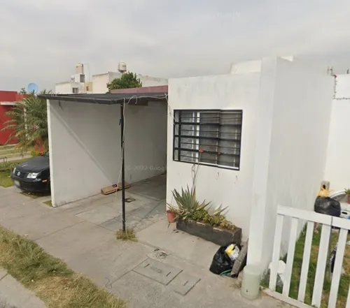 Sk01- Oportunidad Casa En Remate Bancario En C. Telescopio, Villas De La Hacienda, Jal. (solo Recursos Propios)