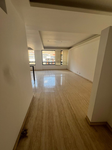 Se Vende Ph 300m2 Lomas De La Alameda 5475