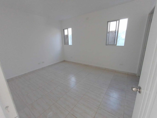 Casa Nueva Ubicada En Caleta, La Romana