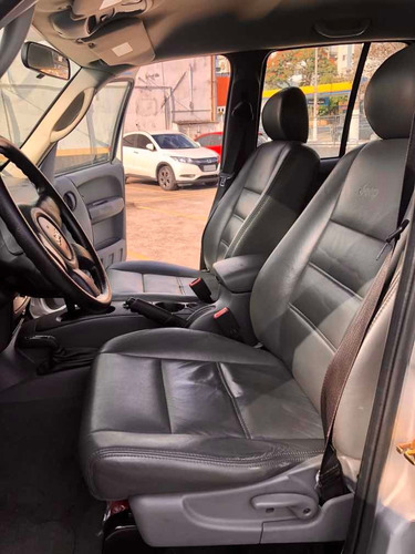 Jeep Cherokee Sport 2006 4x4 Automatico