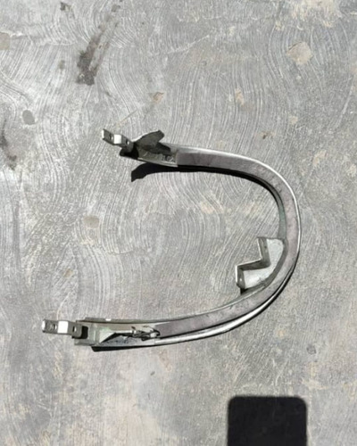 Aro De Faro Derecho Ford Explorer 1996 / 1997 / 1998 / 1999 (Usado)