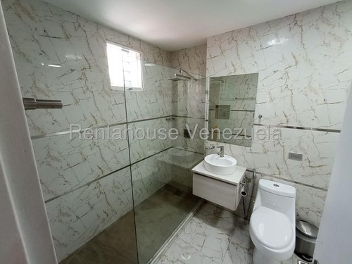 Apartamento Amoblado Y Totalmente Actualizado En El Paraiso. Codg Mas 25-23520