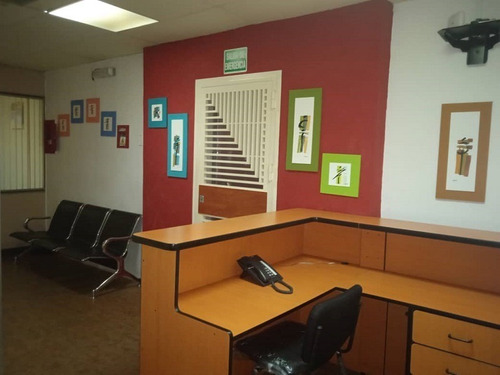 Imagen 2 de 8 de Noreida Delgado +58 414-1431887 / Local Con Oficinas En Venta Centro Comercial Lomas Del Este, Valencia, Edo Carabobo.