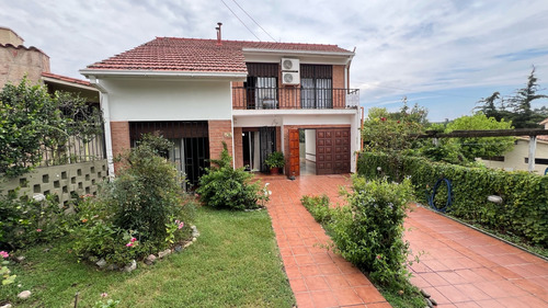 Casa 4 Dormitorios Mas Departamento, Venta, Centro, Villa Carlos Paz