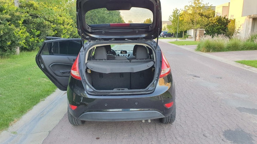Ford Fiesta Kinetic Design 1.6 Design 120cv Titanium 2012