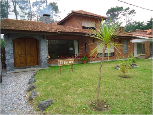 Venta Casa En Playa Mansa 4 Dormitorios - Ref: 15583
