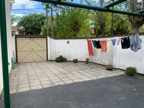 Gran Dúplex Con Amplio Patio En Costa Azul