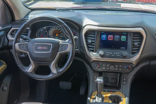 GMC Acadia 3.7 Denali At