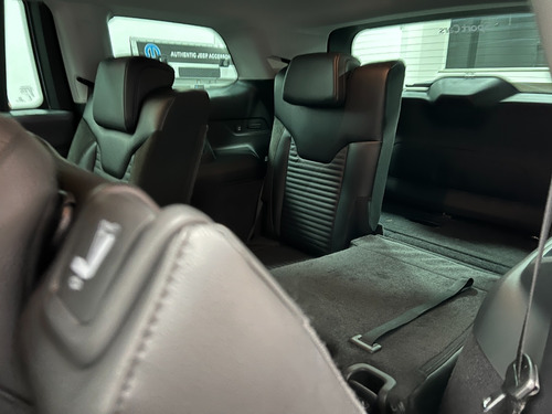 Imagen 12 de 13 de Nueva Jeep Commander 2.0 Tdi At9 4x4 7 Asientos Sport Cars