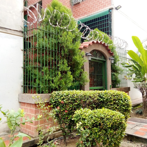 Venta - Apartamento - Guarenas, Nueva Casarapa La Ribera, Parte Baja