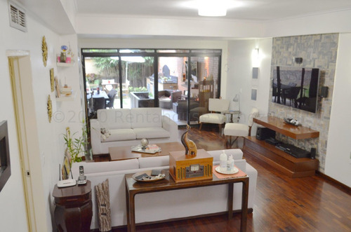 Ms: 25-8836 Se Vende Amplio E Iluminado Apartamento En Planta Baja, En Los Samanes. A=230m2, 3h, 3b, 3p.