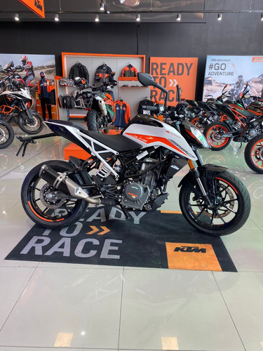 Ktm - Duke 390 | No Yamaha, No Honda, No Z400, No Kawasaki