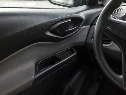 Imagen 22 de 25 de Chevrolet Prisma Joy Extra Full | Permuta / Financia