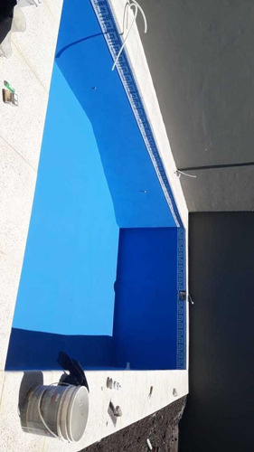 Imagen 2 de 5 de Piscinas De Hormigón