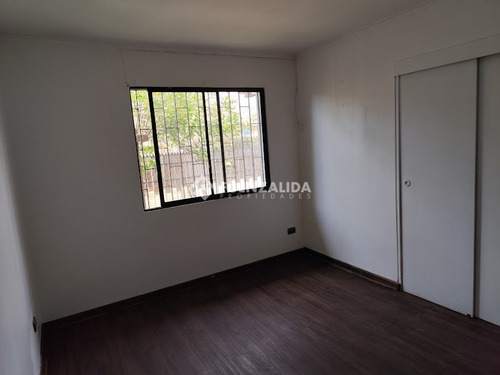 Casa En Venta De 3 Dorm. En Ñuñoa