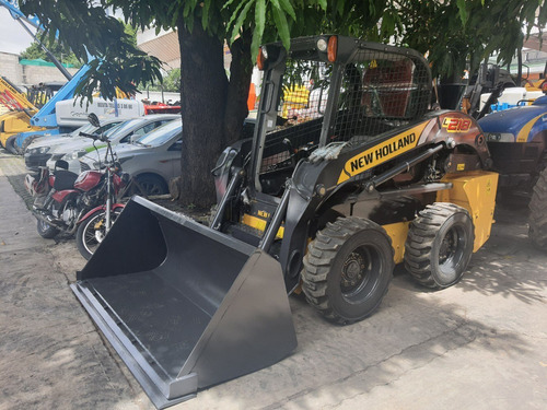 Minicargador Bobcat New Holland L218 Demo