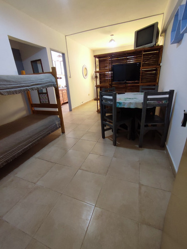 Venta Departamento En Santa Teresita, Monoambiente En Planta Baja, Calle 34 Nro. 373, La Costa.