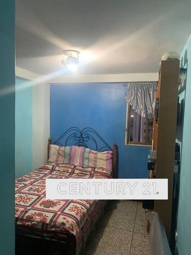 Imagen 8 de 12 de Apartamento En El Valle Longaray