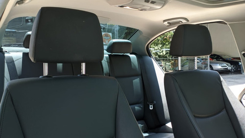 Imagen 16 de 20 de Bmw 323i Sedan Active