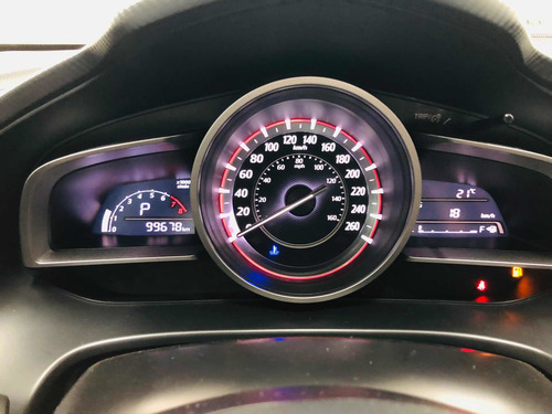 Imagen 13 de 14 de Mazda 3 2015 2.0 I Touring Sedan At