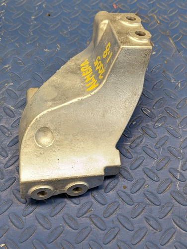 Base Soporte Multiple Admision Almera 2003/2005 Original 1.8 (Usado)