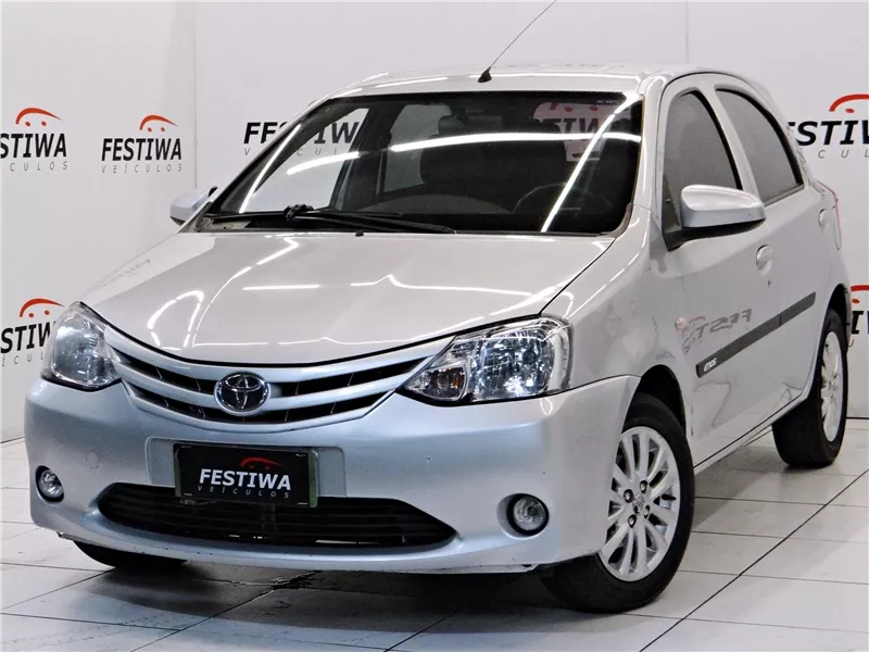 Toyota Etios 1.3 X 16V FLEX 4P MANUAL