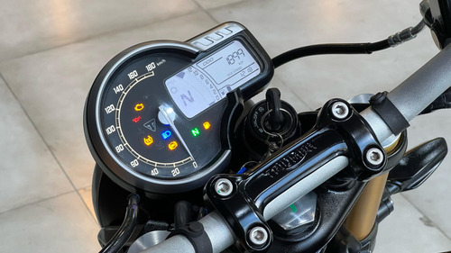 Triumph Speed 400