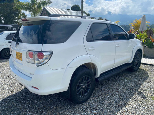 Toyota Fortuner 2014 2.7l 4x2