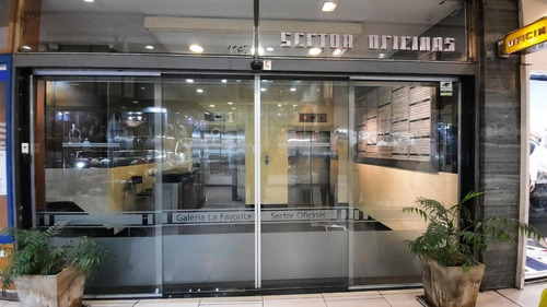 Imagen 2 de 11 de Oficina De 48 Mts2 En Venta La Favorita Luminosa Centro
