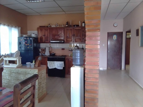 Imagen 4 de 21 de Se Vende Casa En Chichiriviche Falcon