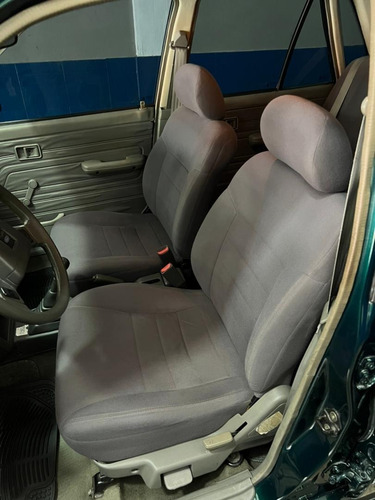 Imagen 8 de 10 de Ford Festiva