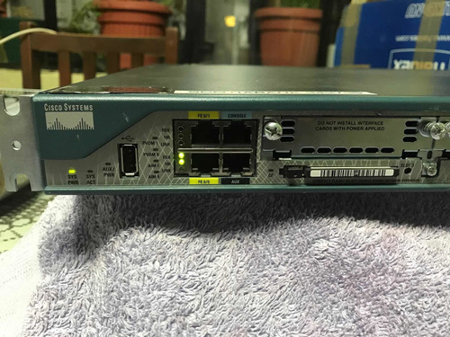 Router 2801 Cisco (Usado)