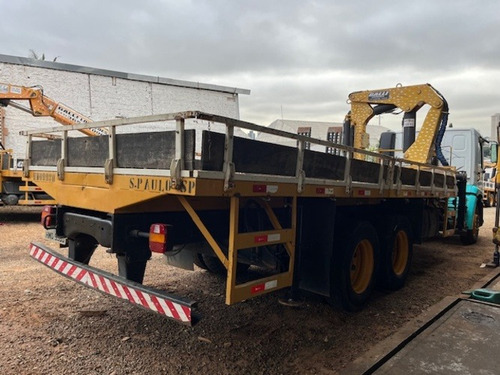 Vw 24-250 6x2 2012 Com Munck Hincol 31.000