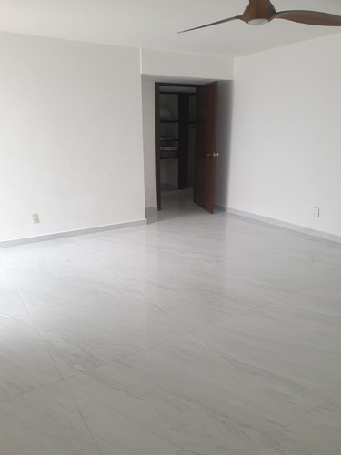 Imagen 17 de 20 de Residencia De Lujo 4 Rec.+1/ Residencial Victoria ,recién Remodelada /zapopan /excelente Ubicación /oportunidad!!expogdl/distrito La Perla/pza Sol