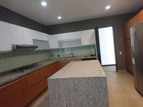 Imagen 1 de 18 de Bosques De Las Lomas Departamento En Venta