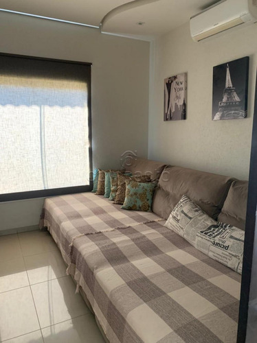 Imagem 7 de 10 de Casas - Ref: V14737