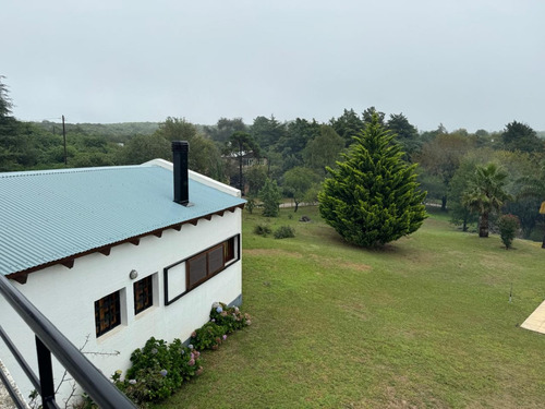 En Venta Espectacular Casa De Categoria En Agua De Oro