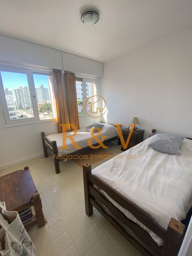 Imagen 6 de 6 de Venta, Permuta Y Venta Temporario - Apartamento En La Península Con Cochera