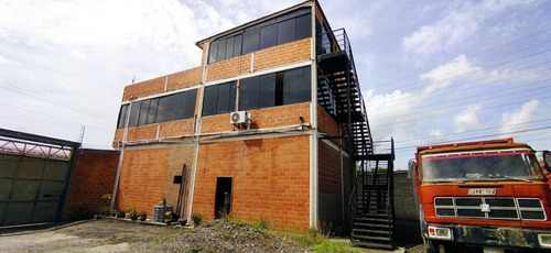 Imagen 7 de 8 de Edificio Industrial, Carretera Nacional, Loma Linda