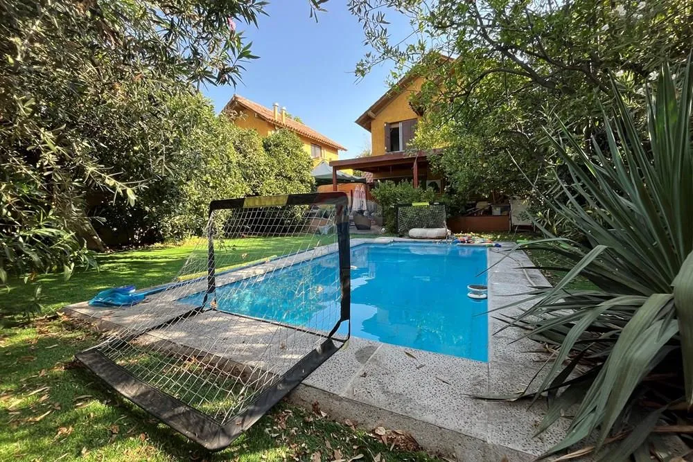 Imagen 3 de 20 de 4 Dormitorios + 3 Baños + Piscina Temperada