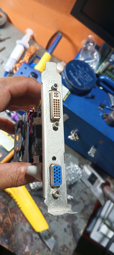 Targeta Gráfica 1 Gb Gt Forcé Ddr3 (Usado)