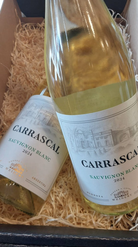 Weinert Carrascal Sauvignon Blanc 750ml - San Vicente Wine