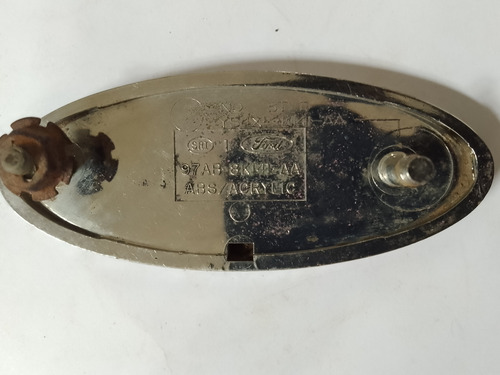 Emblema Ford Focus 97ab-8k141-aa Manchado Original Usado (Usado)