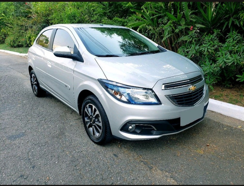 Imagem 4 de 14 de Chevrolet Onix 2015 1.4 Ltz Aut. 5p
