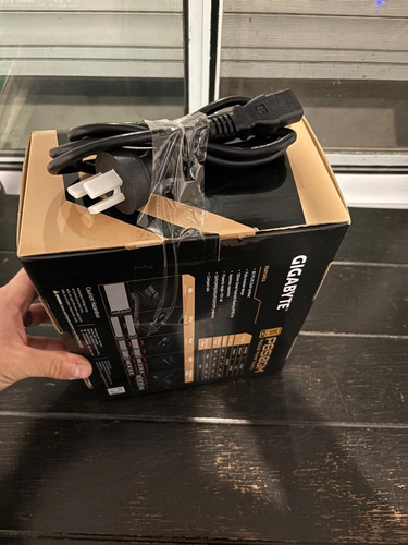 Fuente Gigabyter P850gm 850w (nueva) Negro (Usado)
